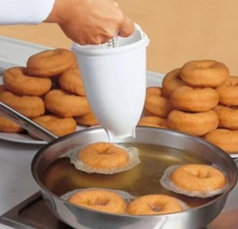 Donut mold D onut Make maker DIY baking tool milking machine baking mold pic 1