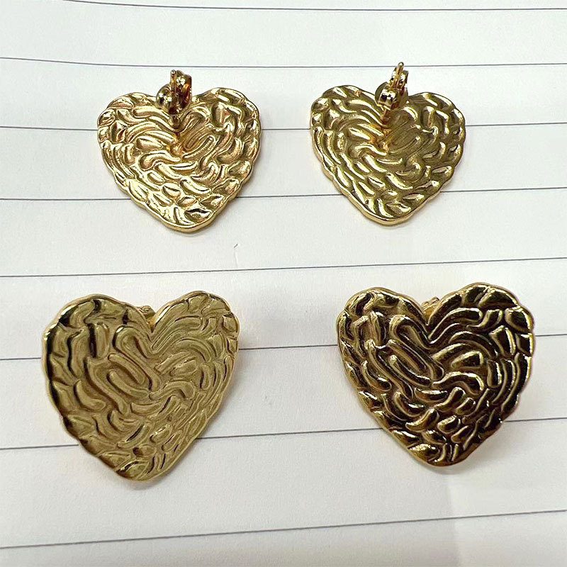 European and American exaggerated fashion, niche, niche hammered pattern stud earrings, simple titanium steel, trendy heart-shaped square pineapple pattern earrings pic 3