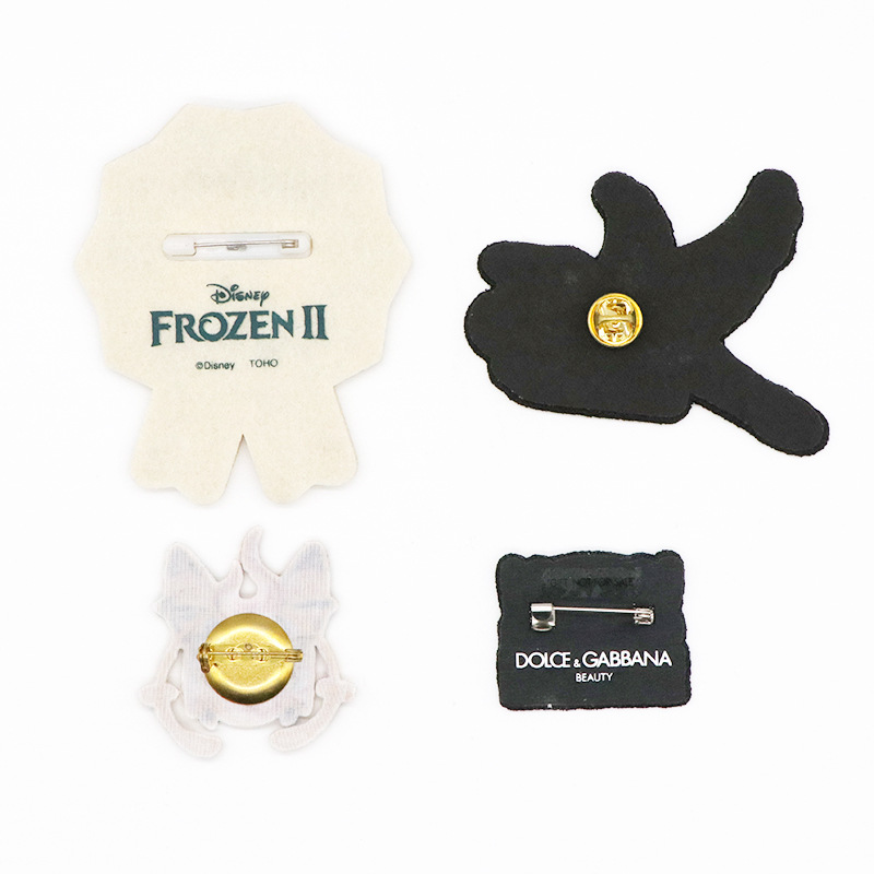 The manufacturer produces all kinds of computer-embroidered cloth stickers, tinplate badges, self-adhesive pins, Velcro badges pic 16