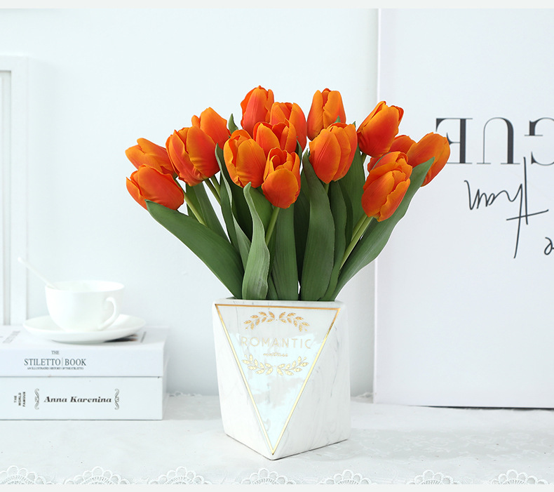 LAN Kwai Fong high-end artificial flowers with moisturizing touch, tulip photography ornaments, home decoration artificial flowers factory direct sales pic 26