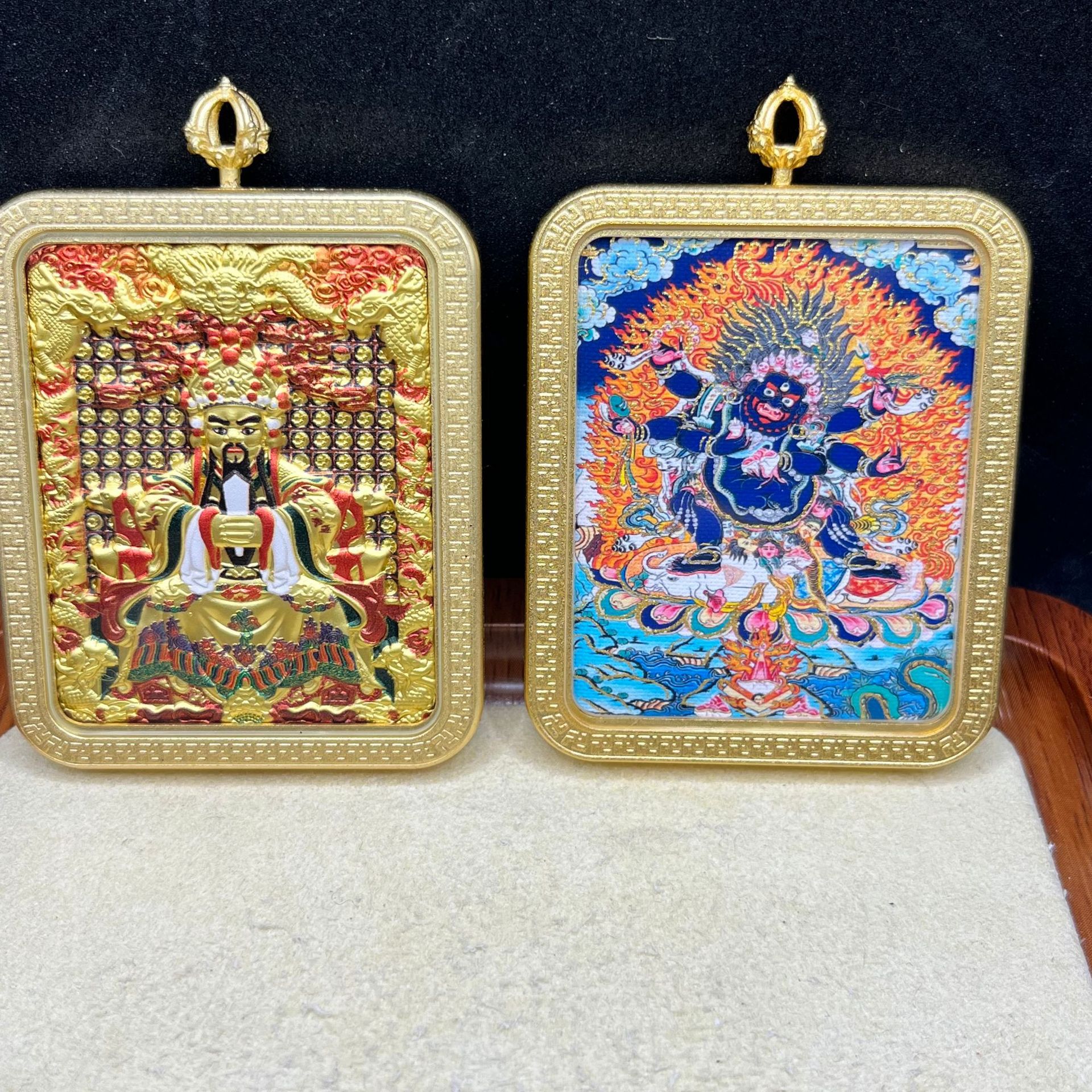 藏式半手绘双面唐卡吊坠 扎基拉姆唐卡 五台山龙五爷黄铜工艺品详情17
