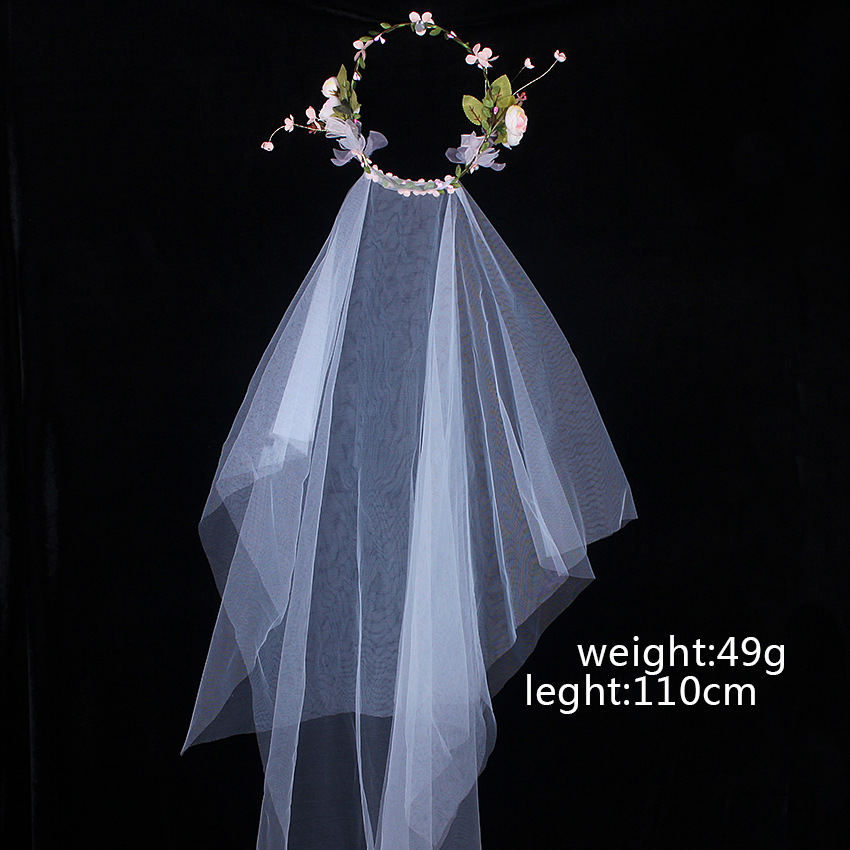 Xinyun Factory Direct sales Bride wedding Fairy veil, forest-style snow tooth small leather flower veil, new flower wreath veil for women pic 2