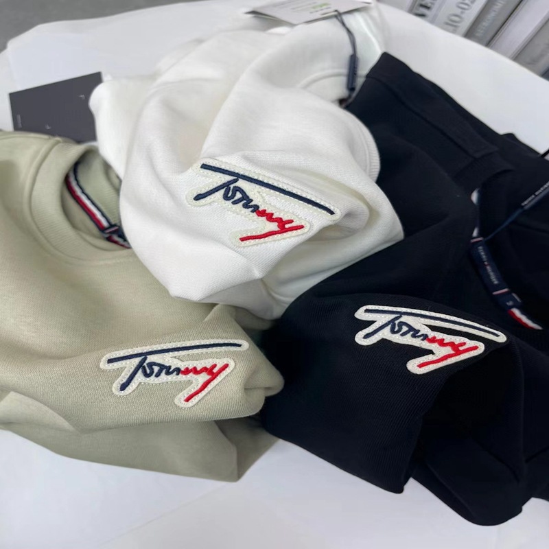 TOMMY汤米23秋冬新款经典字母小标刺绣圆领套头男女情侣款卫衣详情4