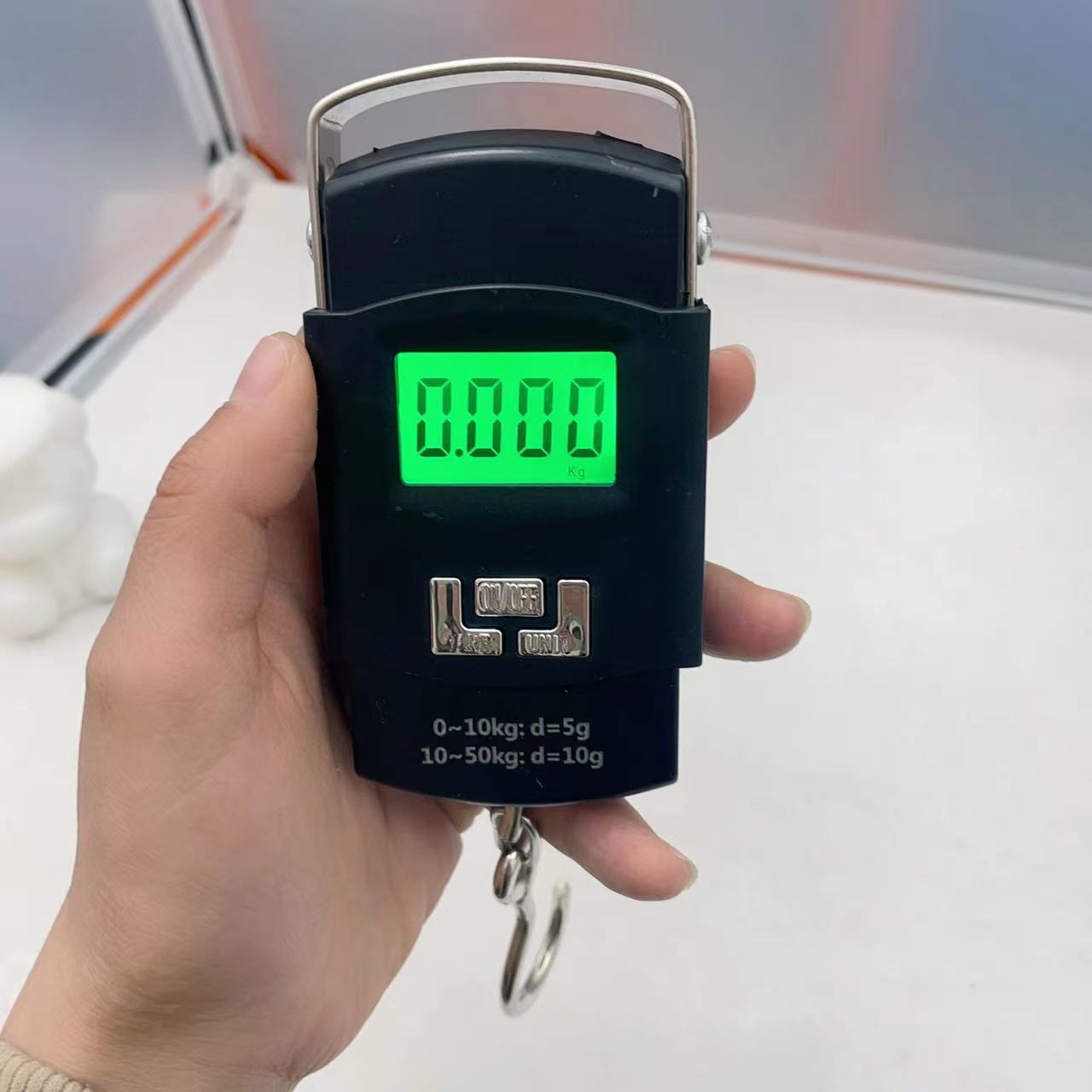 电子手提秤行李秤50kg钩子秤电子称钓鱼秤箱包旅游秤不锈钢手提秤详情5