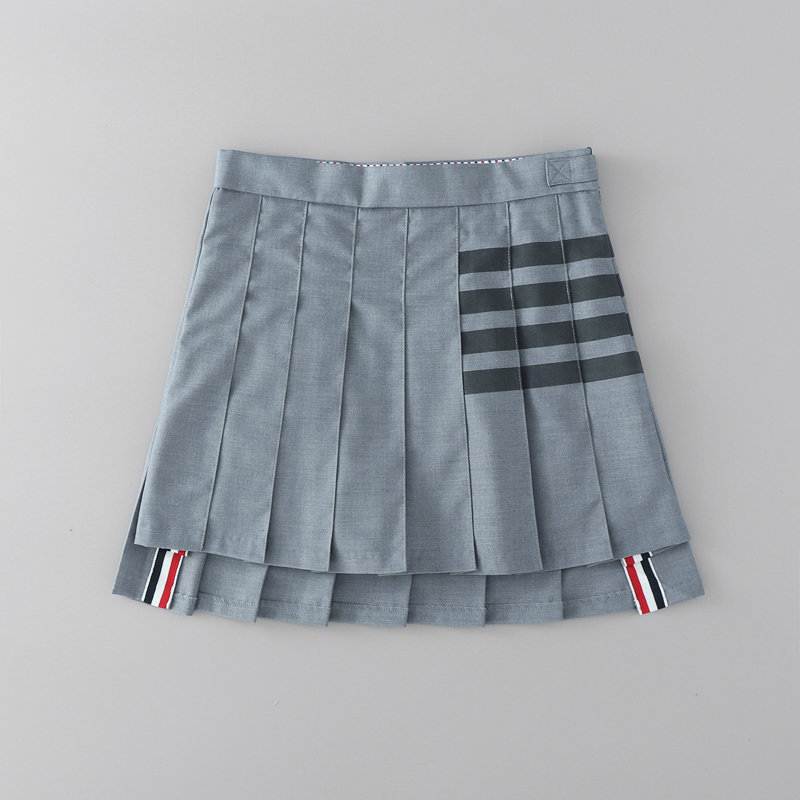The new TB college style four-bar high-waisted pleated skirt in the summer of 2019 in Europe and America is A bestseller. The A-line skirt is short in the front and long in the back to prevent exposure pic 34