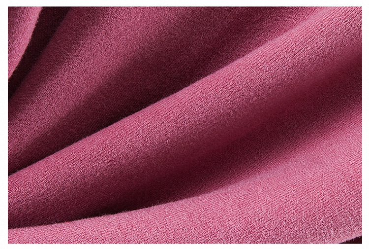 Warm tops for middle-aged and elderly people in autumn and winter: sweaters for grandmothers with fleece, cardigans for mothers, winter coats, and base coats for the elderly pic 18