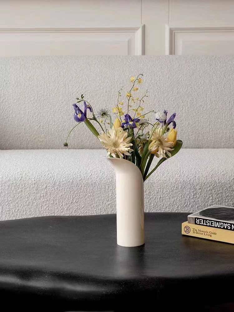 High-end vases, modern and simple artistic ornaments, simple flower arrangements, creative living room home ornaments, soft decorative items, vases pic 11