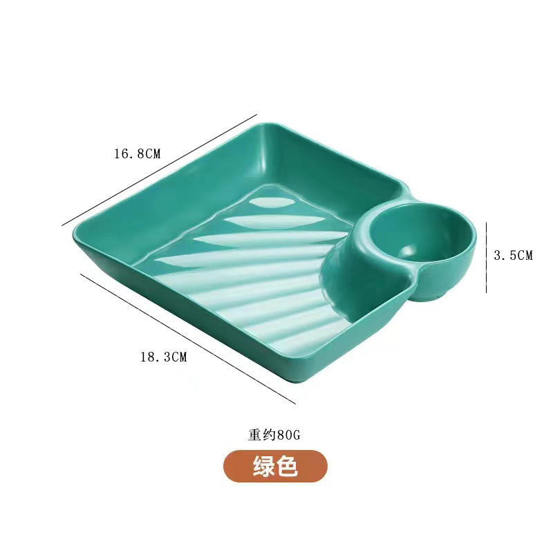 A simple Japanese dumpling plate pic 1