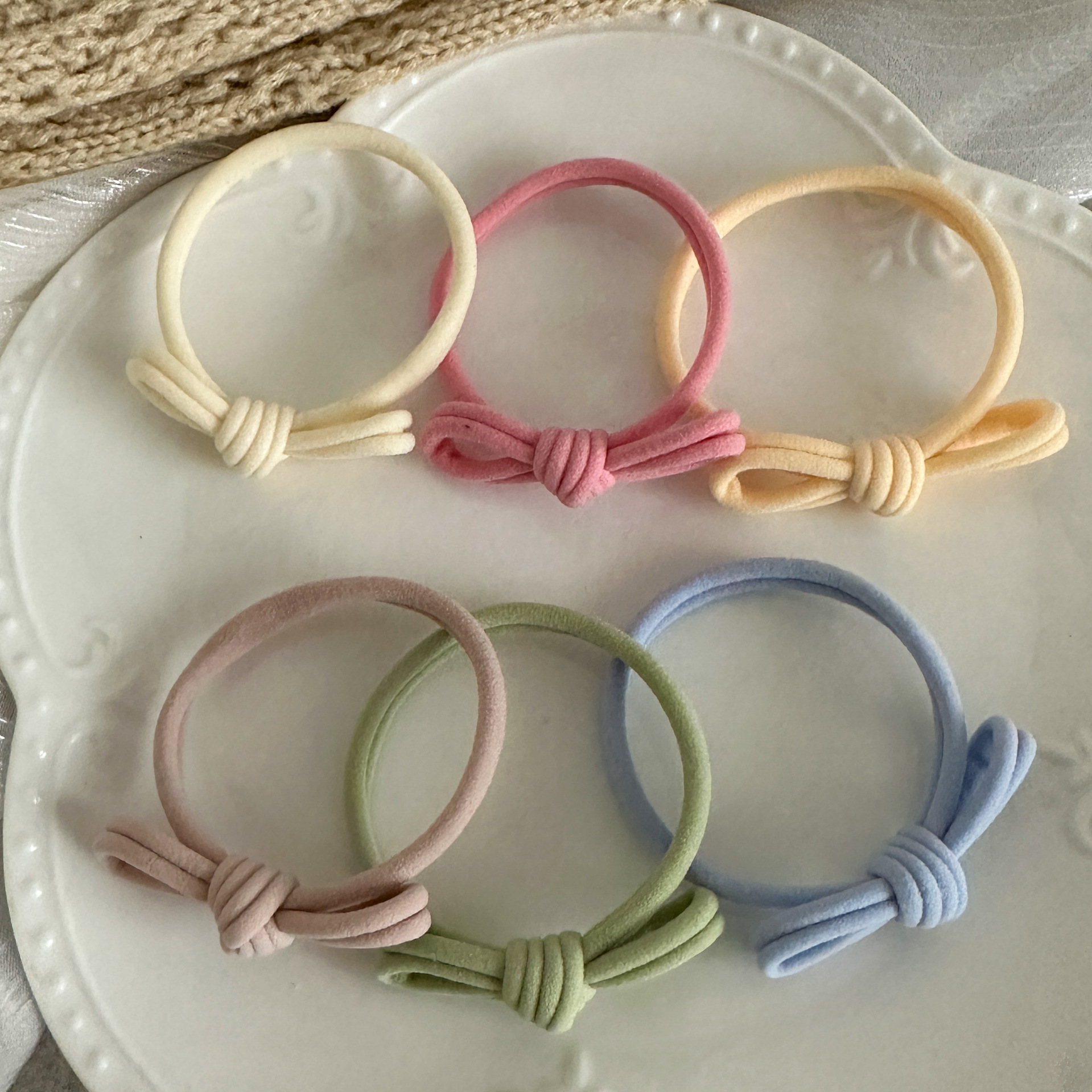 Simple and versatile, soft and highly elastic bow hair ties from Japan and South Korea, popular and durable multi-color hair ties and hair bands pic 13