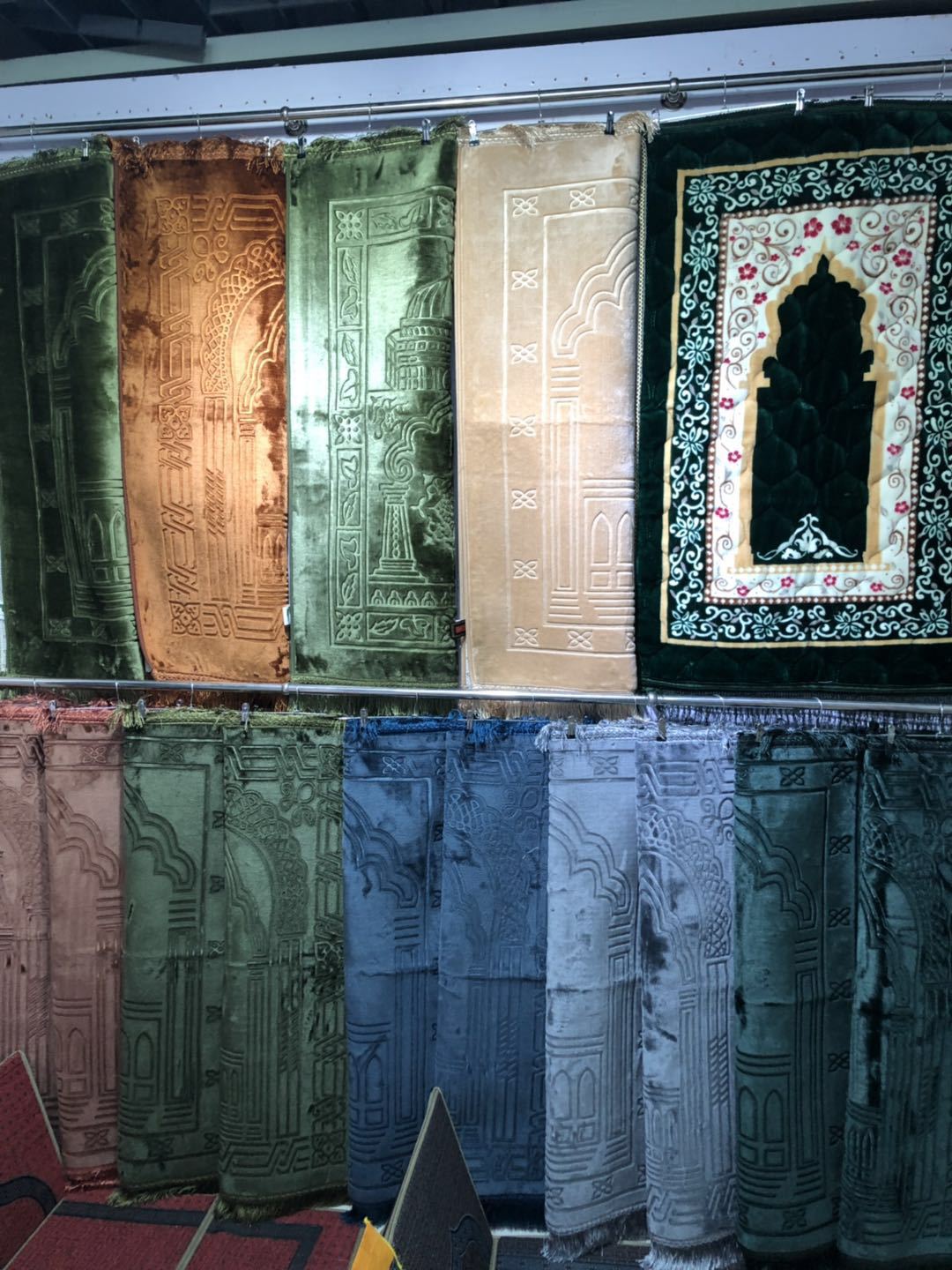 Muslim prayer blanket, Muslim prayer mat, Islamic prayer blanket, Middle East prayer blanket pic 1