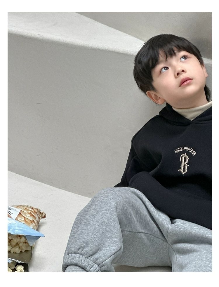 儿童字母刺绣加绒加厚新年红色连帽套头卫衣冬韩版男女童宽松上衣详情8