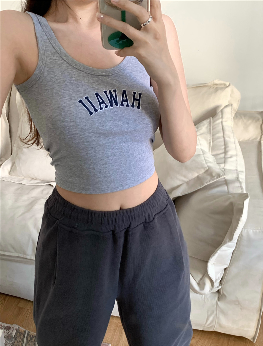 网红同款字母工字背心女舒适透气自带胸垫甜辣风修身显瘦短款上衣详情14