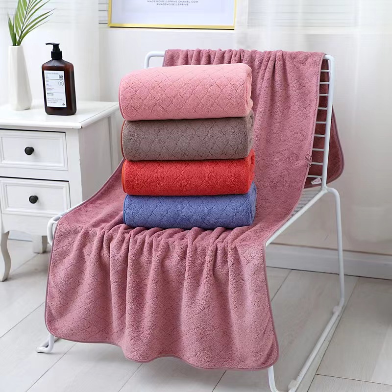 New coral fleece European-style bath towel, Class a thickened, suitable for adult home use. Made of 100% cotton, it absorbs water quickly and does not shed fibers pic 1