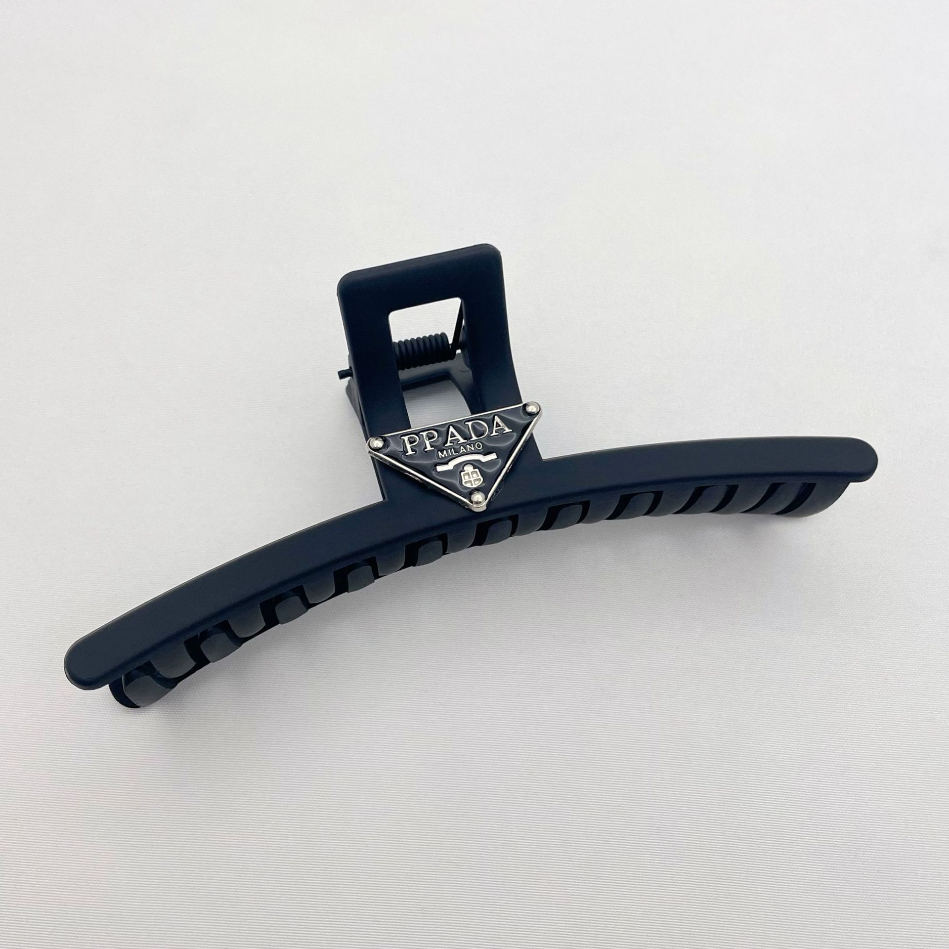 黑色橡皮漆磨砂抓夹 高级感MIN高马尾鲨鱼夹发饰后脑勺女发夹头饰详情34