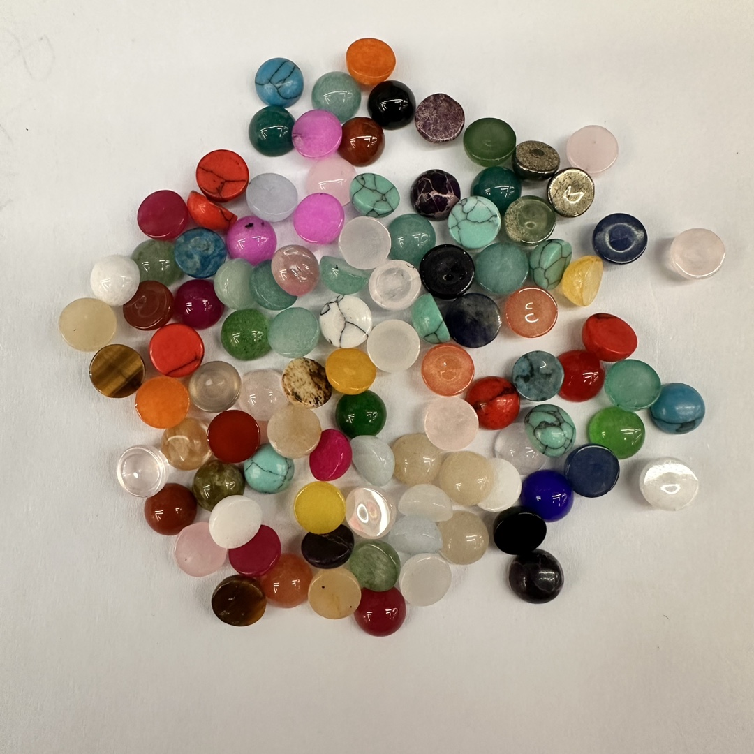 Cross-border direct sales of 4mm red agate ring face gemstones, European and American fashionable agate bare stone gemstone handicrafts wholesale, natural stone jewelry, natural stone jewelry accessories pic 1