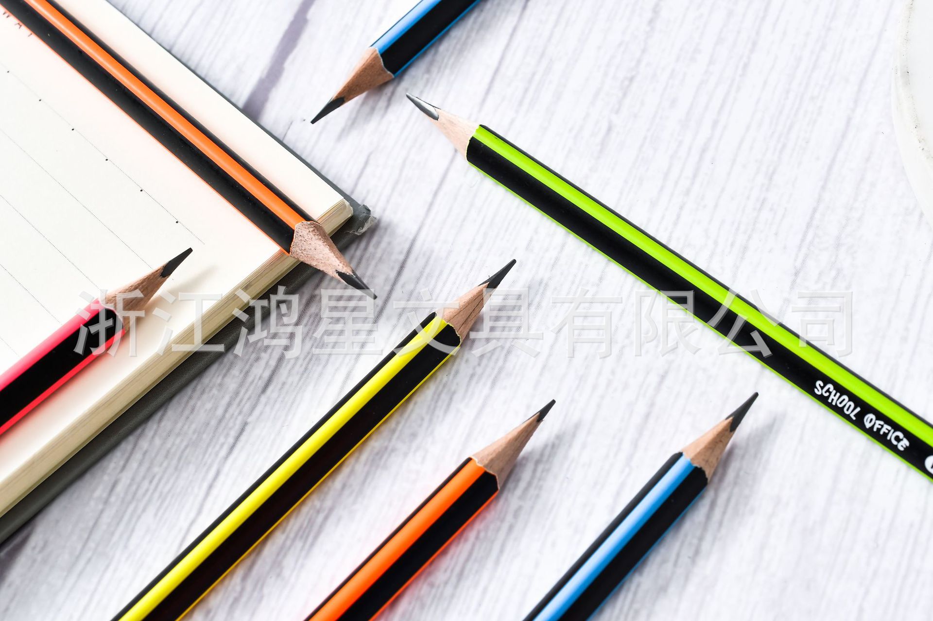 ３００６三角杆环保皮头铅笔