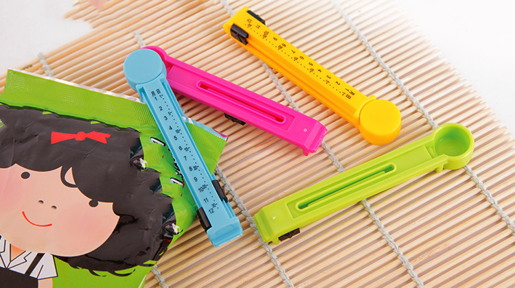 Round-headed smiling face sealing clip, 11 cm snack bread sealing clip, creative plastic clip, date sealing clip pic 1