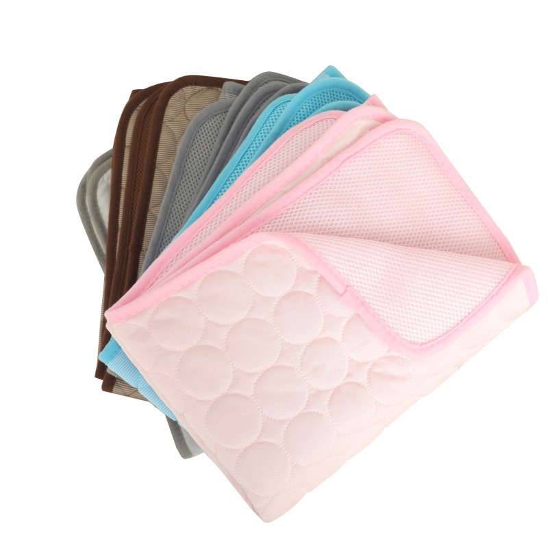 宠物冰垫夏季降温冰丝睡垫宠物沙发垫防咬狗狗冰垫夏季猫凉垫厂家详情8