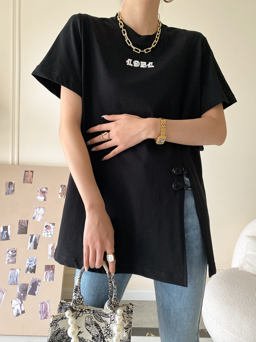 Sinan guoji plato hebilla bifón caída hombro manga camiseta mujer moda cool sentido de diseño verano 2022 nuevo SN1425 pic 41