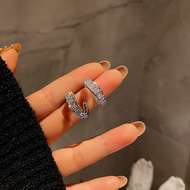 The 2025 new cold style earrings, a niche design for women, zircon ear buckles S925 silver needle, a popular earpiece pic 26