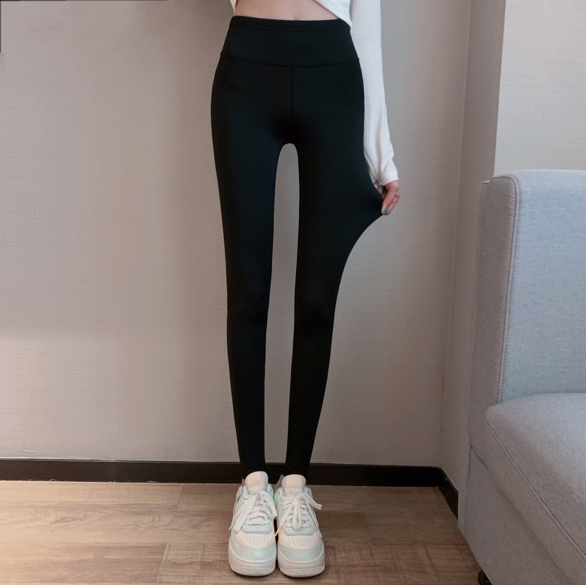 Three-point shark pants leggings for women, five-point summer thin tight-fitting outerwear, and nine-point letter-shaped belt-cinching and hip-lifting Barbie pants pic 52