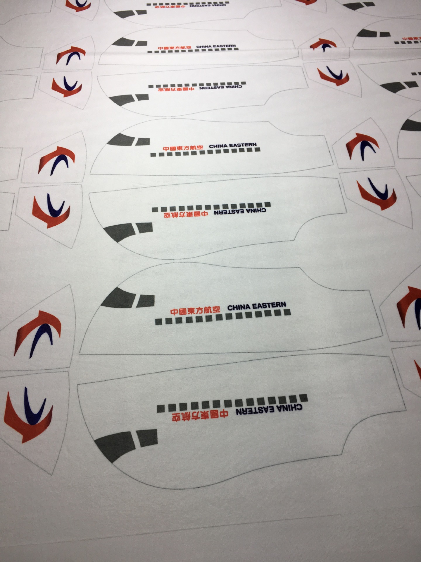 In stock: white crystal super soft short plush digital printed fabric, pillow fabric, blanket, natural white bleached super soft fleece pic 13