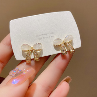 轻奢小众超仙气质炫彩蝴蝶耳环S925银针精致微镶网红同款耳钉耳饰详情2