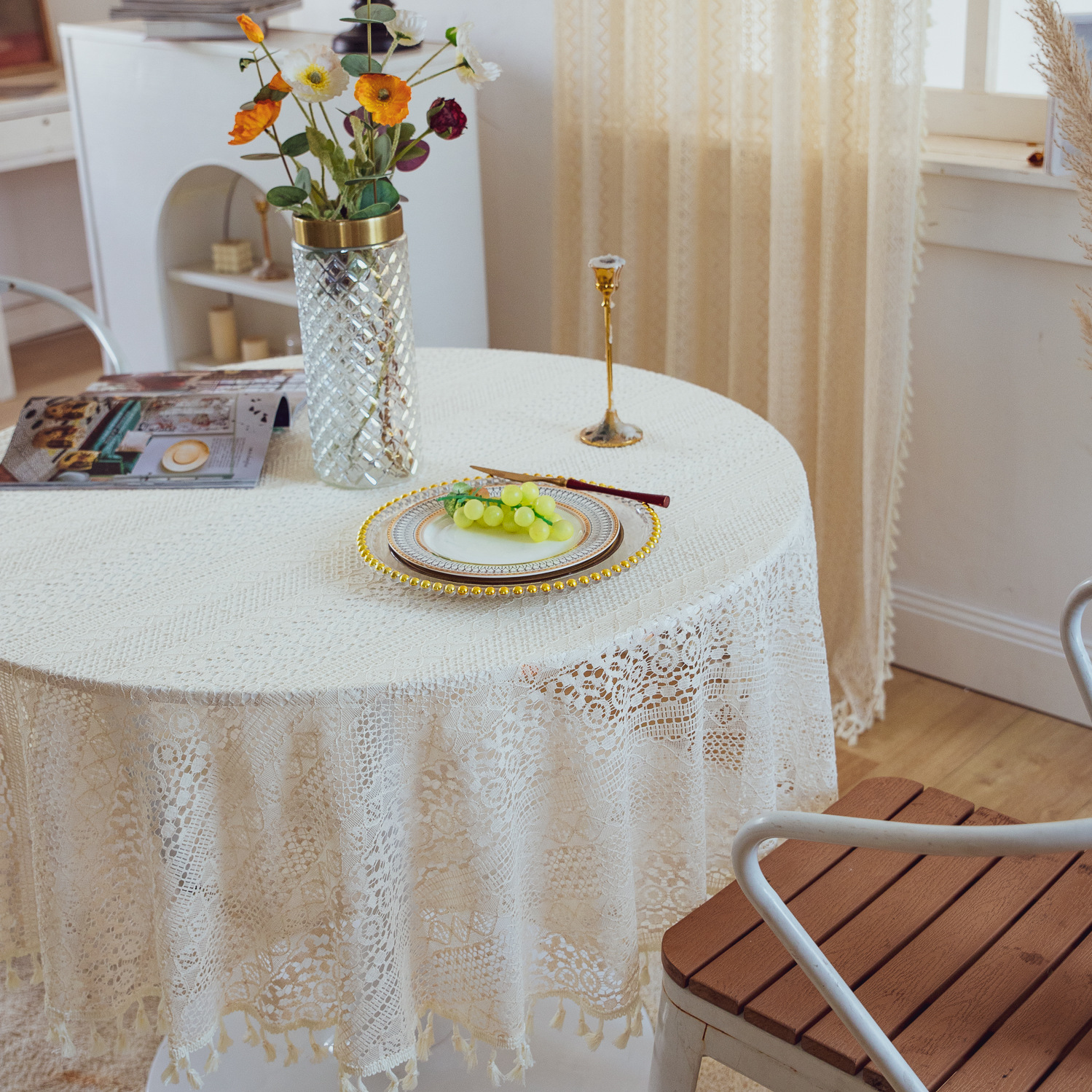 National trend retro hollowed-out lace cover fabric, ins style rectangular white country tablecloth, round table and small round tablecloth pic 7