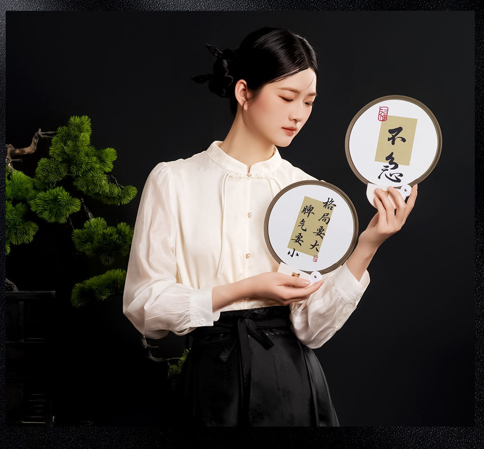 古风反光板扇子书法团扇国潮蒲扇中式折叠圆扇旅游景点批发印logo详情13