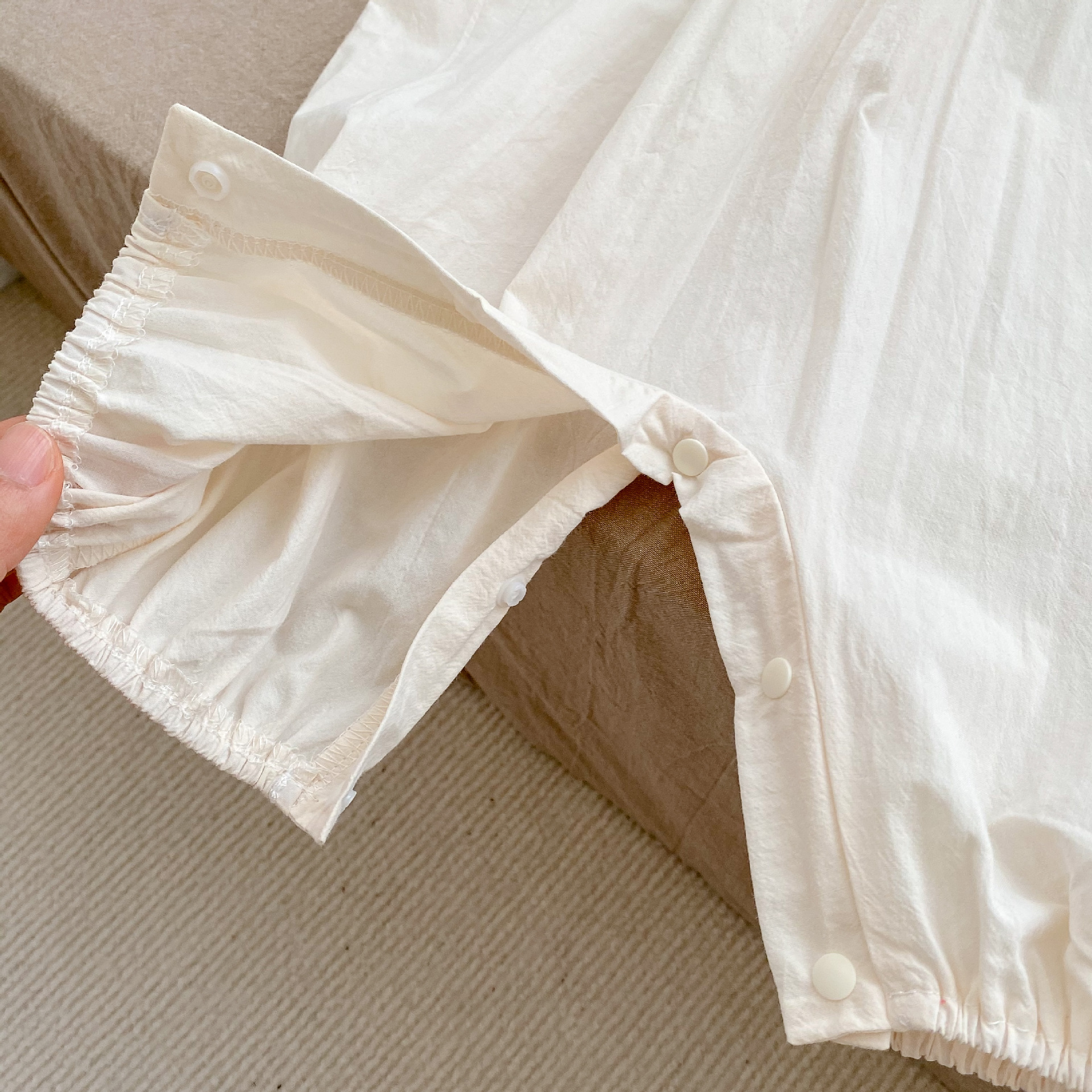 2025 Spring and Autumn baby one-piece dress, thin and sweet baby girl, floral collar, bottom wrap dress, long crawling dress, outdoor dressing pic 6