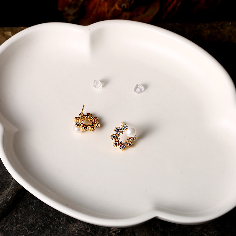 Genuine freshwater pearl earrings, small pearl stud earrings, 14K gold-plated, fashionable S925 silver needle earrings, stud earrings for women pic 8