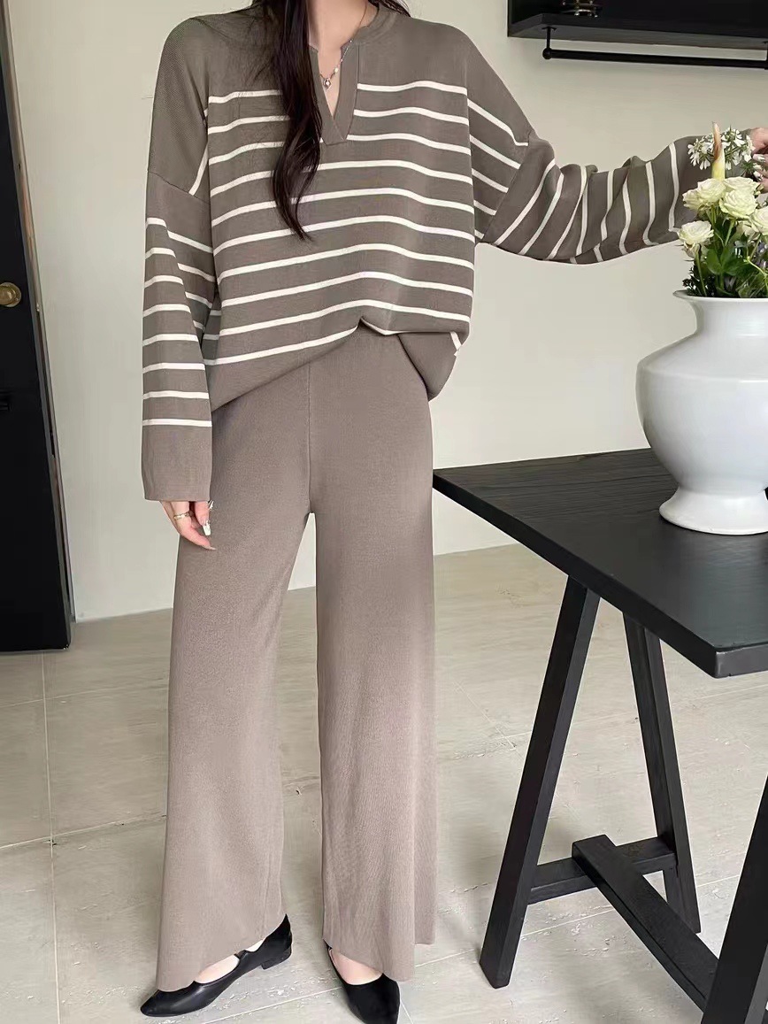 A two-piece Korean-style loose striped knitted top and casual high-waisted, sagging knitted wide-leg pants pic 25