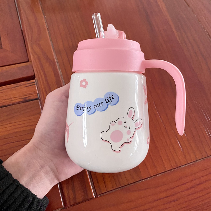 35C5205EF751143F6B5E767D6F65E2