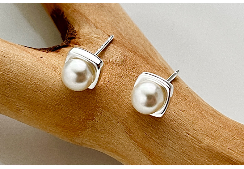 S999纯银足银方形淡水珍珠耳钉女韩国气质简约小众设计感小巧耳饰详情17