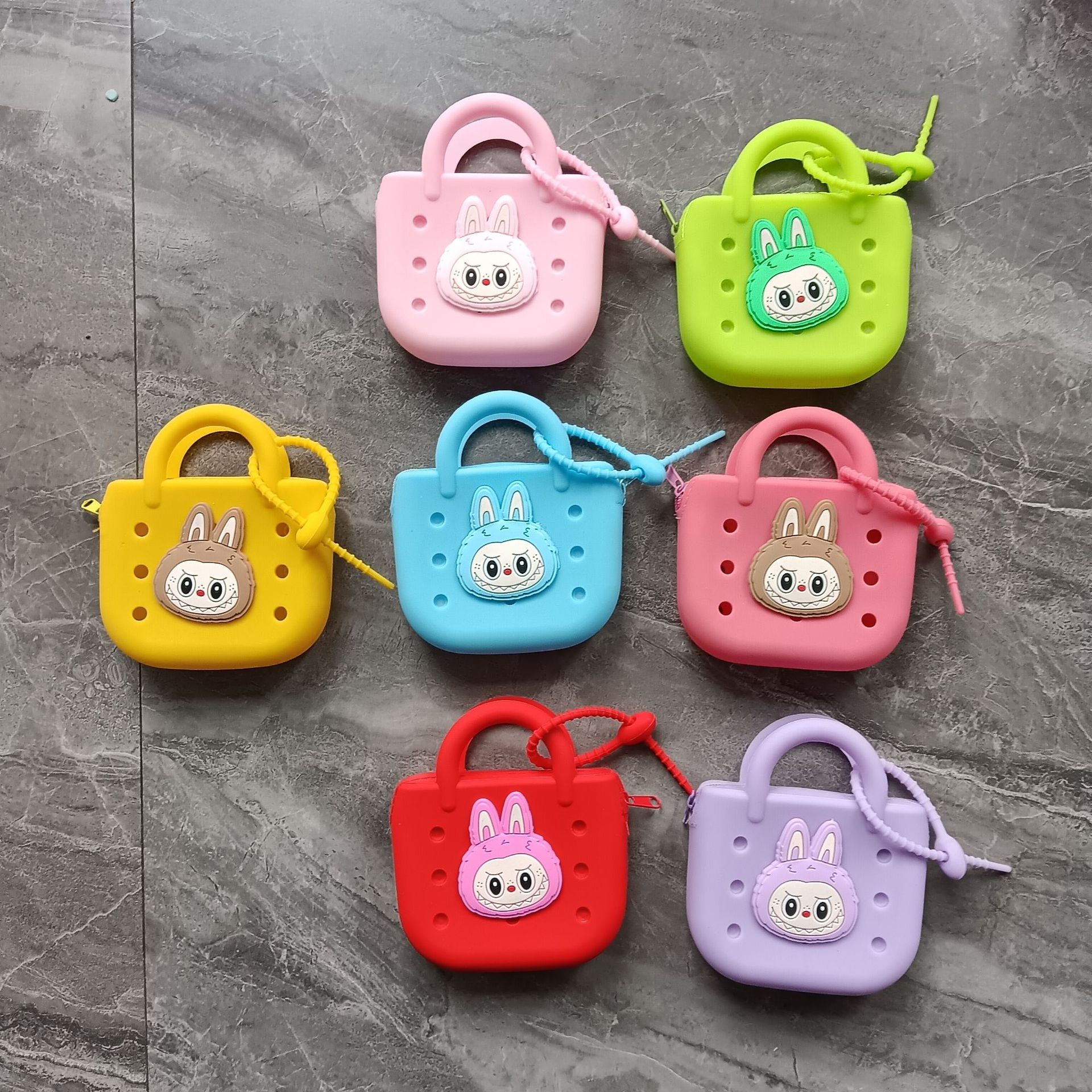 方形洞洞硅胶零钱包儿童diy斜跨手提钥匙包 可爱卡通硅胶包包洞洞乐零钱包硅胶手提包斜挎包儿童玩具包详情4