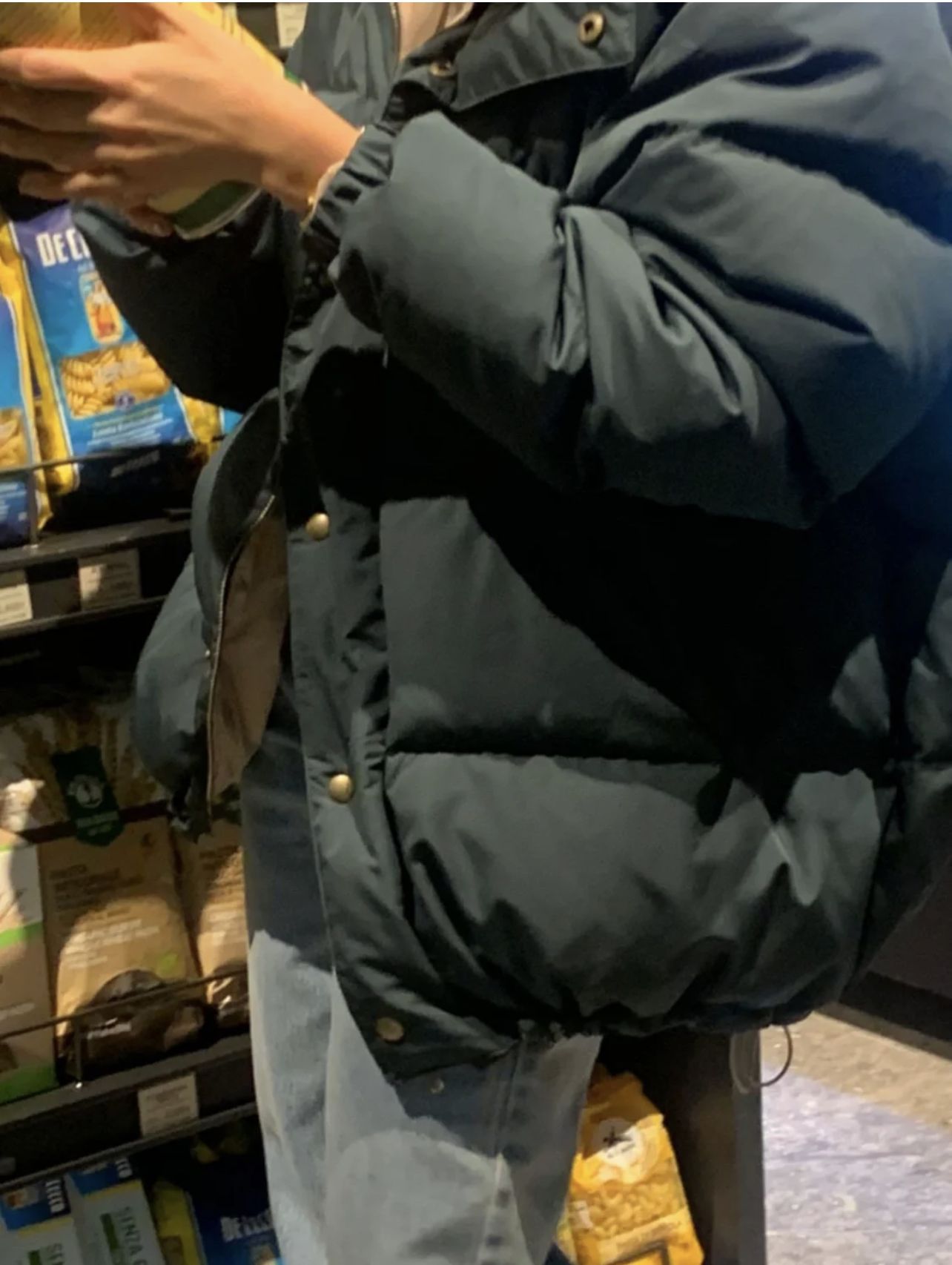 2022 Winter new style of Korean Dongdaemun th*bar*net stand-up collar 90 white duck down down jacket for women in stock pic 42