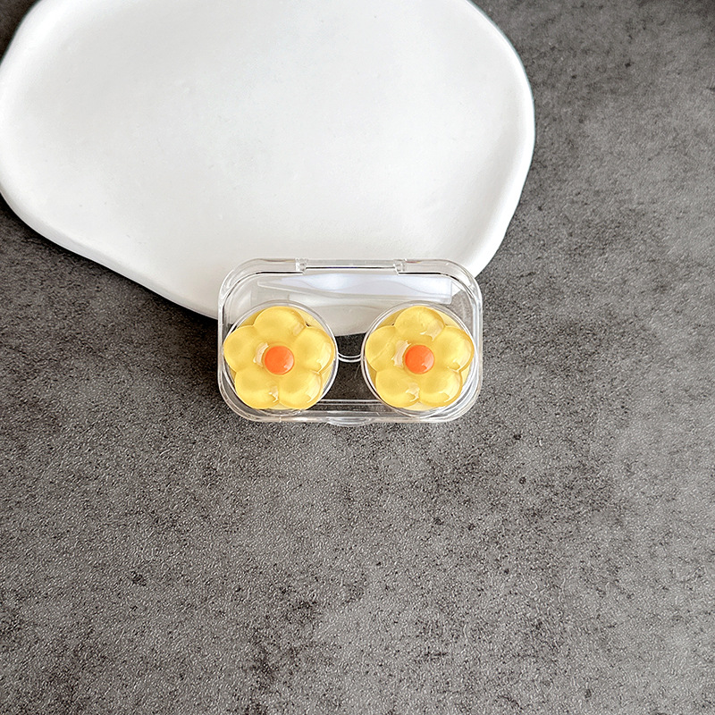 The no-screw cap contact lens case, cute little flower companion box, transparent flip-top one-piece beauty contact box and care box are exclusively for foreign trade pic 8