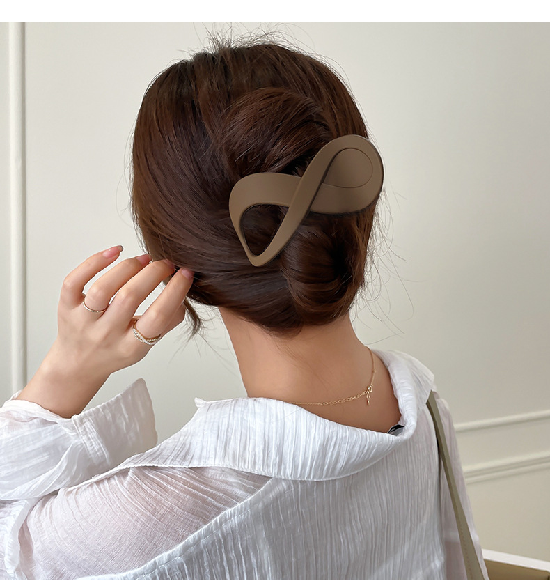 国潮系列网红新款高级感发夹女后脑勺抓夹盘发神器头发夹子鸭嘴夹发卡头饰详情3