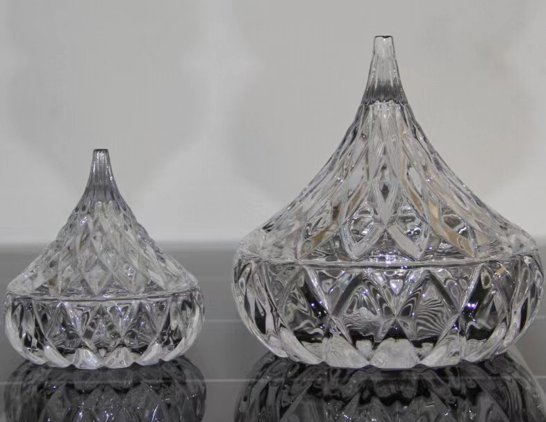 Wholesale of glass sugar jars, crystal jewelry, rings, storage jars, candles, aromatherapy containers, pine nut candy cups and decorative ornaments pic 3