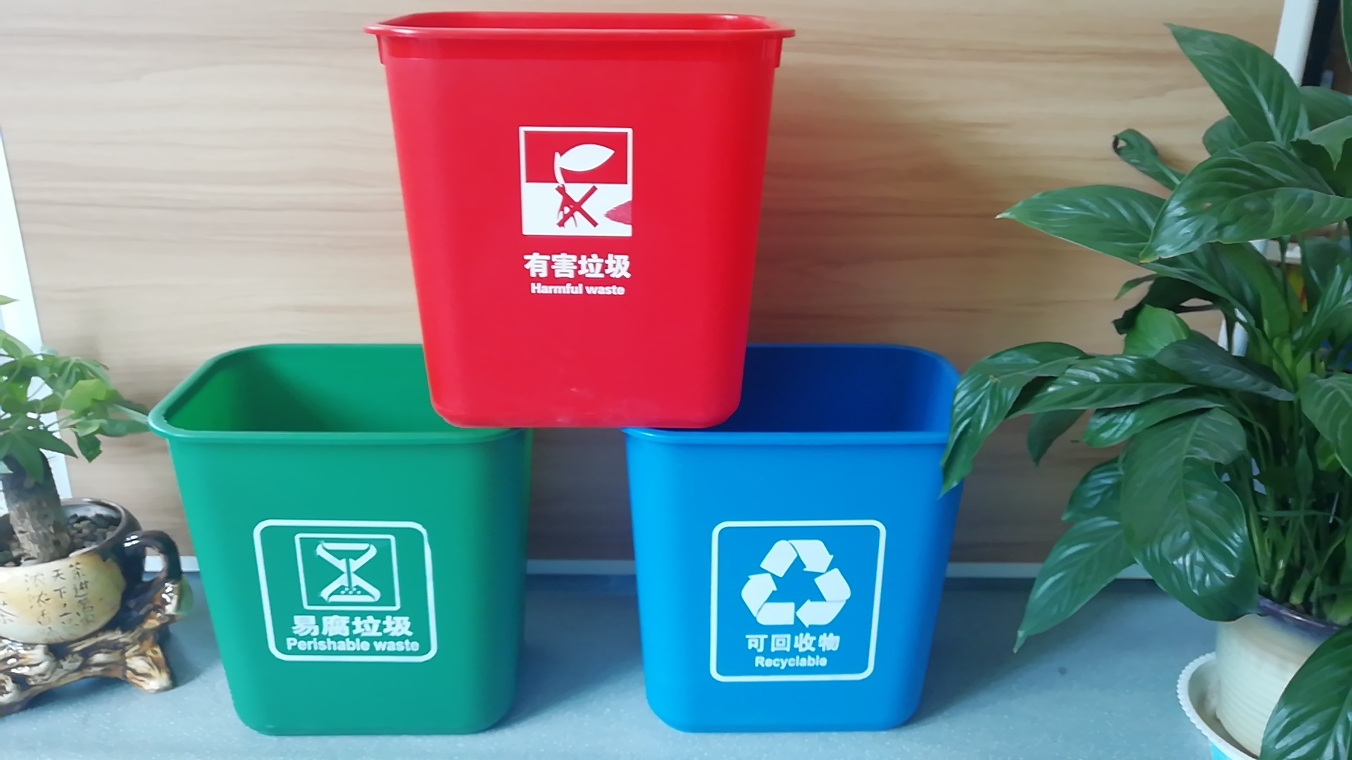 8L small square plastic trash can, 15-liter uncovered trash can for school, hotel, corridor classification, household, indoor and outdoor pic 5