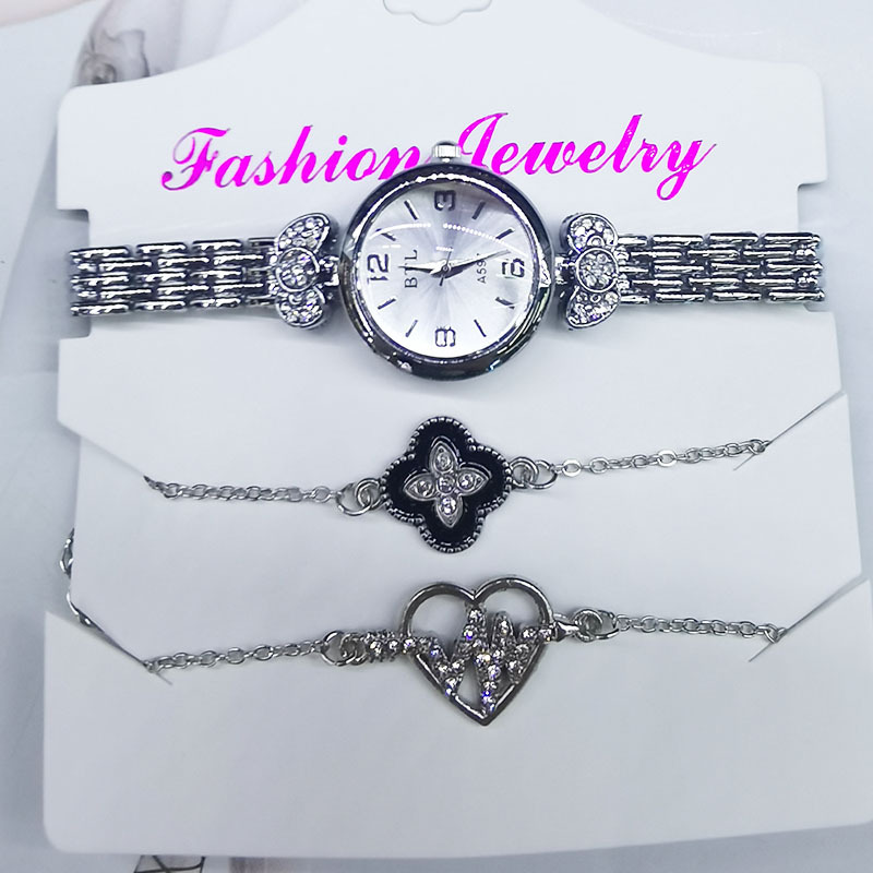 跨境热卖时尚带钻女士表饰品手链3件套礼品套装卡纸装饰手链腕表详情9