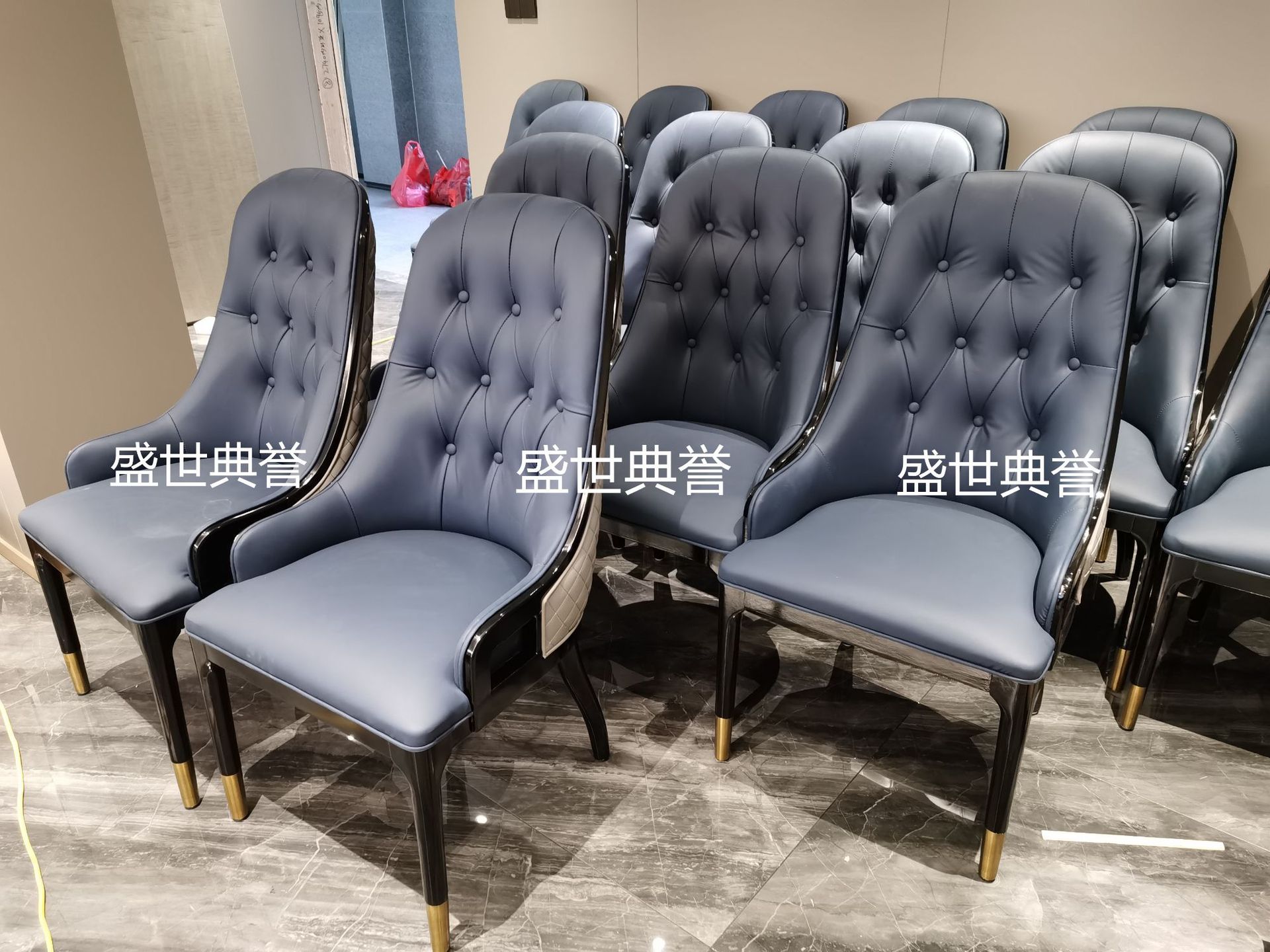 Solid wood dining tables and chairs for five-star hotels in Nanchang, modern light luxury ash wood chairs for clubs, and solid wood chairs for private dining rooms in restaurants pic 2