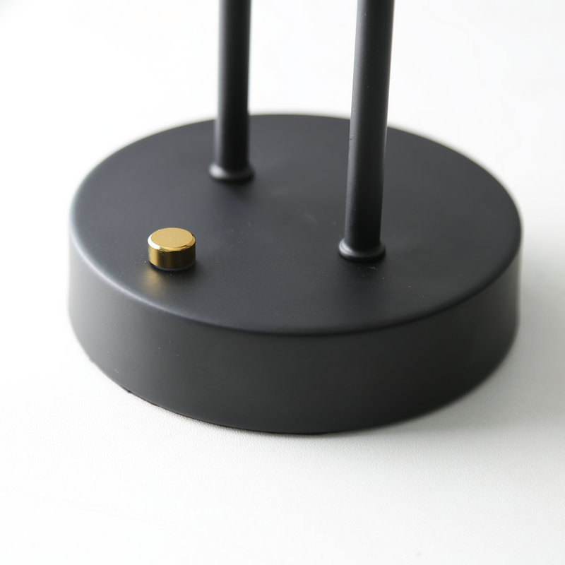 20332 Nordic minimalist modern creative living room, bedroom, bedside, study, studio, model room, metal homestay decorative table lamp pic 125