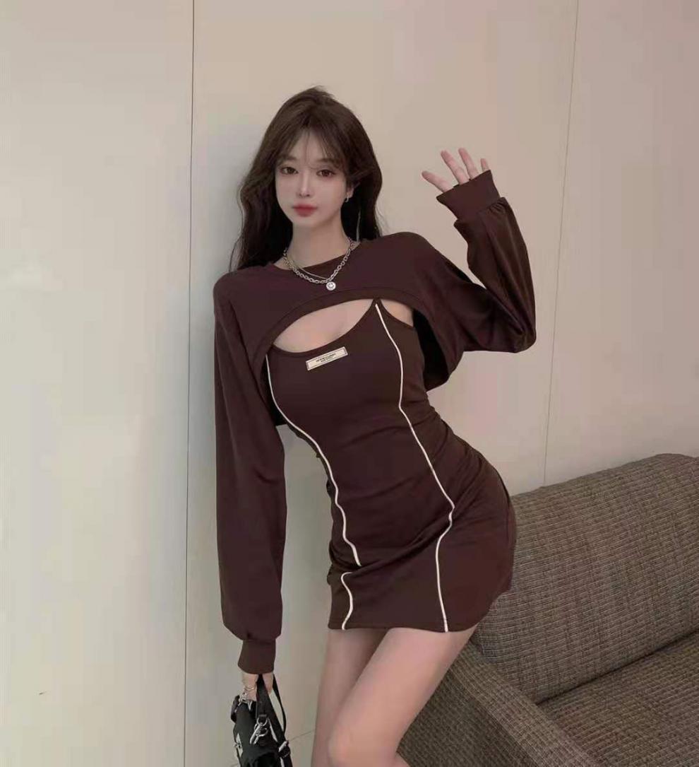 德绒吊带连衣裙女性感纯欲气质包臀短裙秋季新款打底裙子两件套装详情25