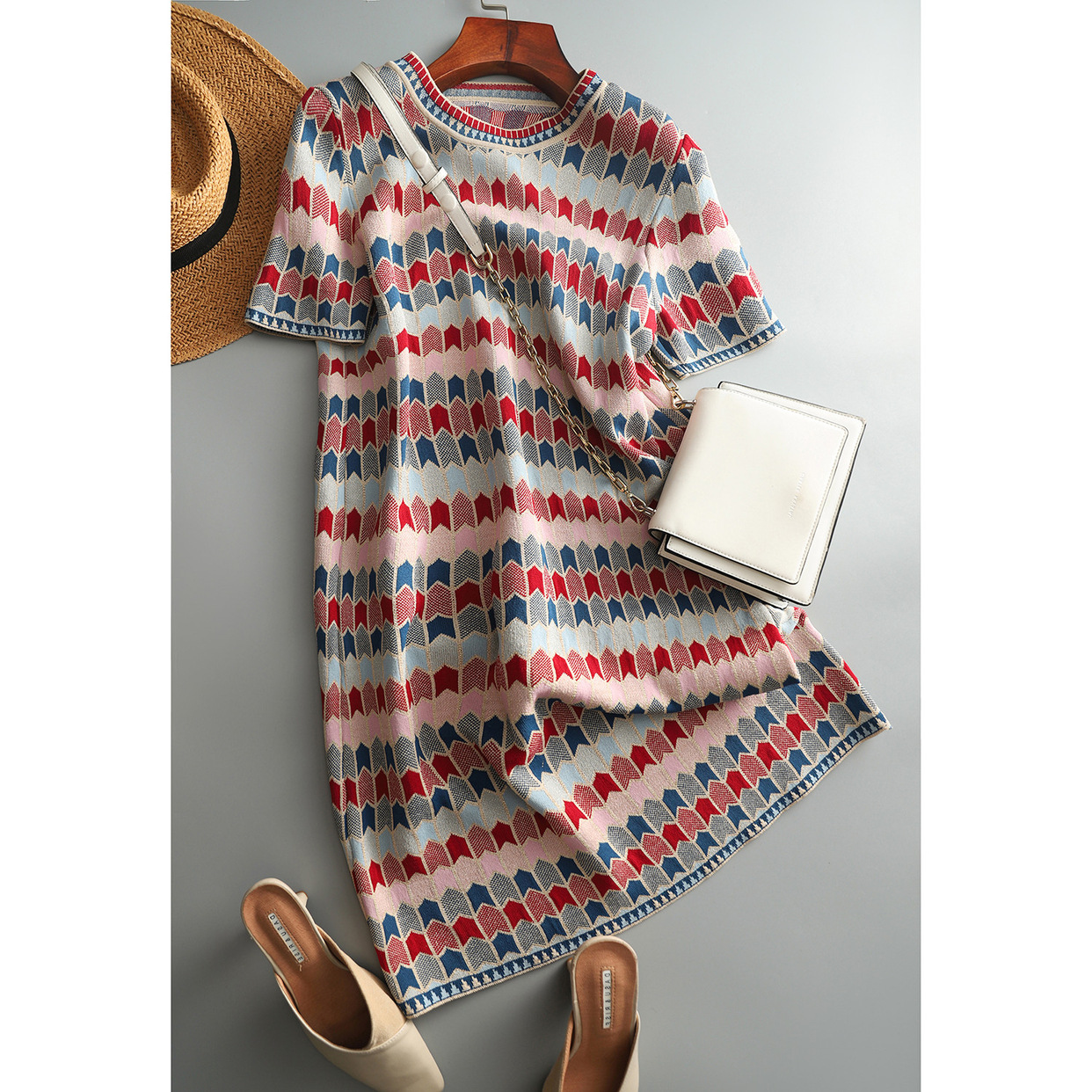 品牌专柜撤柜清仓复古时髦重工提花小香风冰丝短袖针织连衣裙女夏详情4