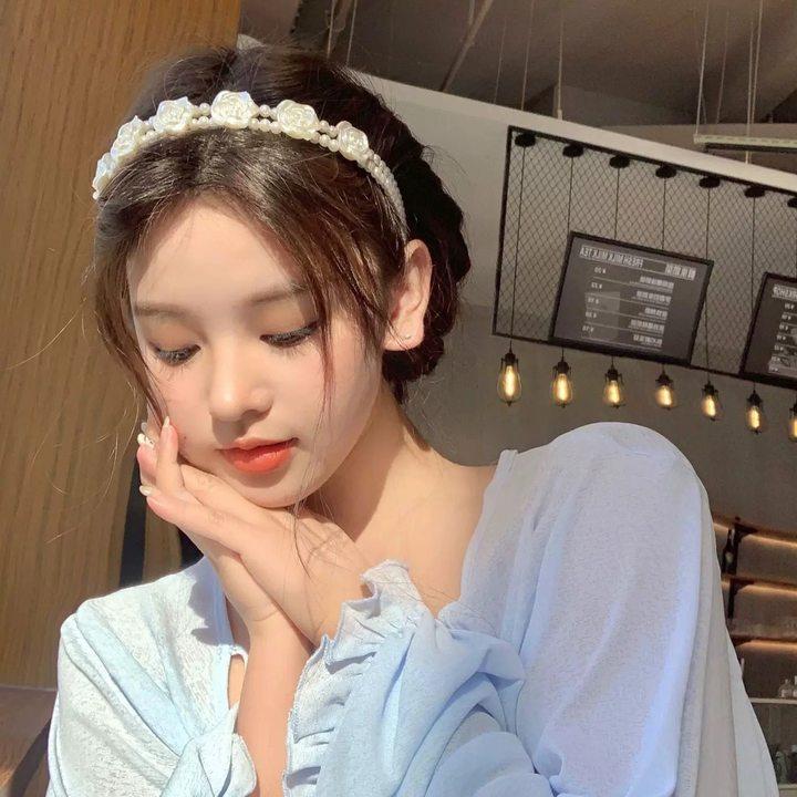 Yellow sweet high top hairband for women, 2025 new spring and summer style, high-end and versatile wide edge pressed hair clip headwear pic 6