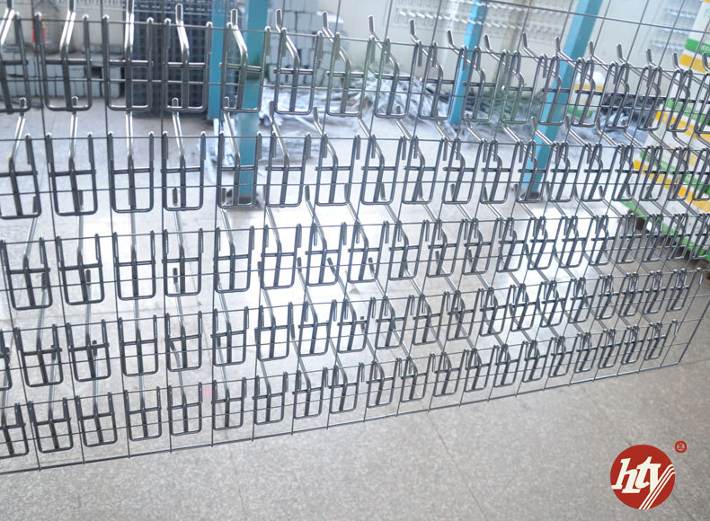 Small black mesh, black dipped plastic mesh, grid mesh, iron wire welded mesh, edge clamped mesh, grid photo wall pic 30