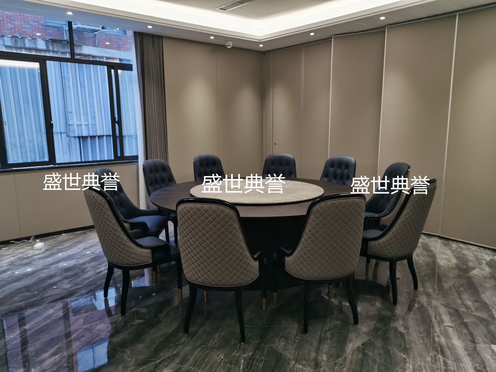 Solid wood dining tables and chairs for five-star hotels in Nanchang, modern light luxury ash wood chairs for clubs, and solid wood chairs for private dining rooms in restaurants pic 9