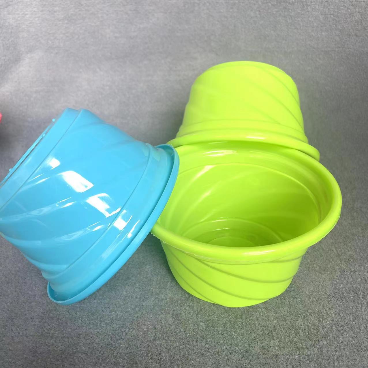Wholesale corrugated flowerpots for Pothos, green plants and flowers, new corrugated flowerpots for pot cultivation, plastic thickened wholesale pic 5
