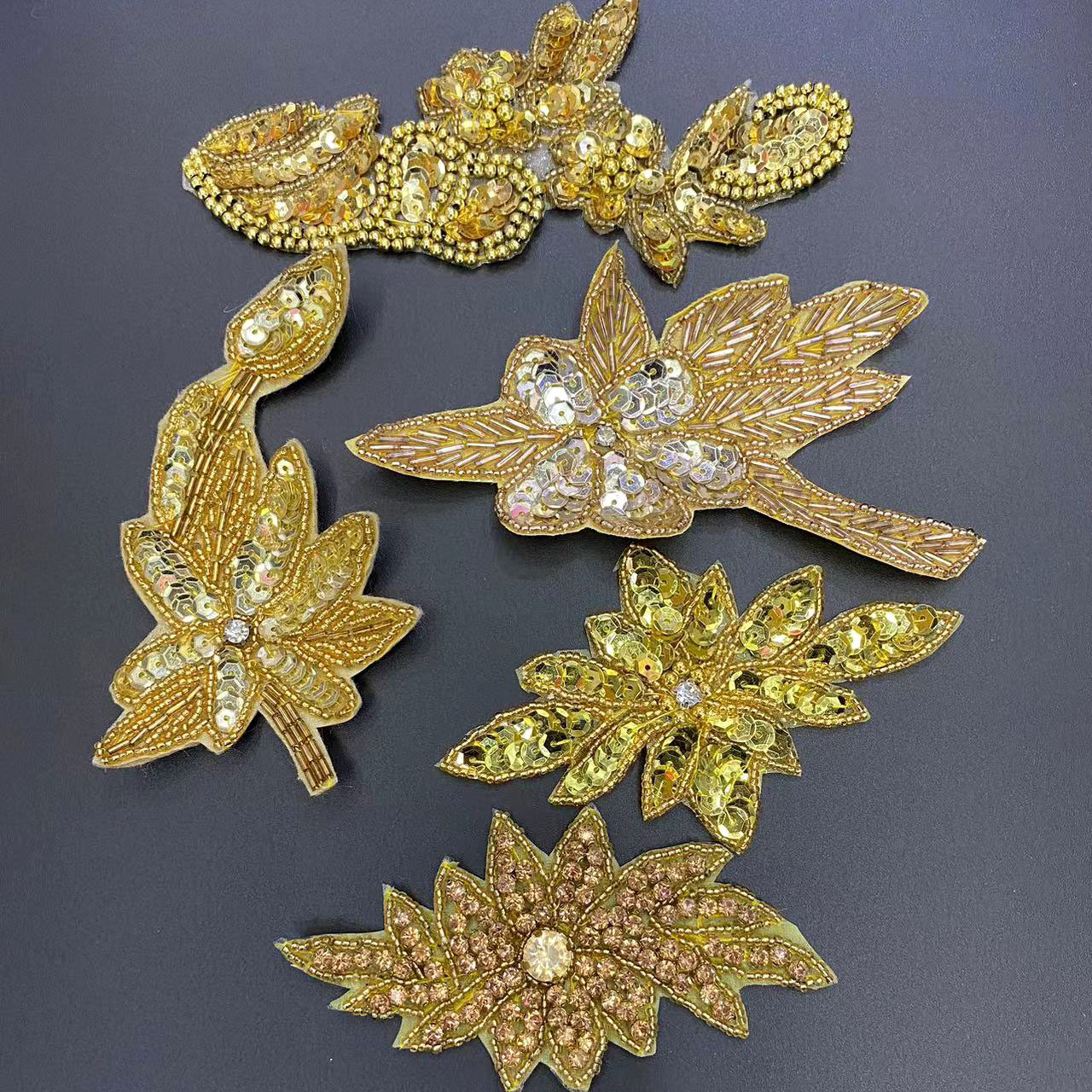Estilo europeo y americano dorado lentejuelas accesorios accesorios de pelo hechos a mano con cuentas zapatos y sombreros accesorios de ropa venta directa de fábrica al por mayor pic 4